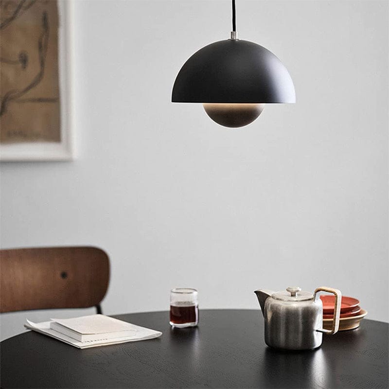 LumaPot – Scandinavian Pendant Light in Iconic Flowerpot Design