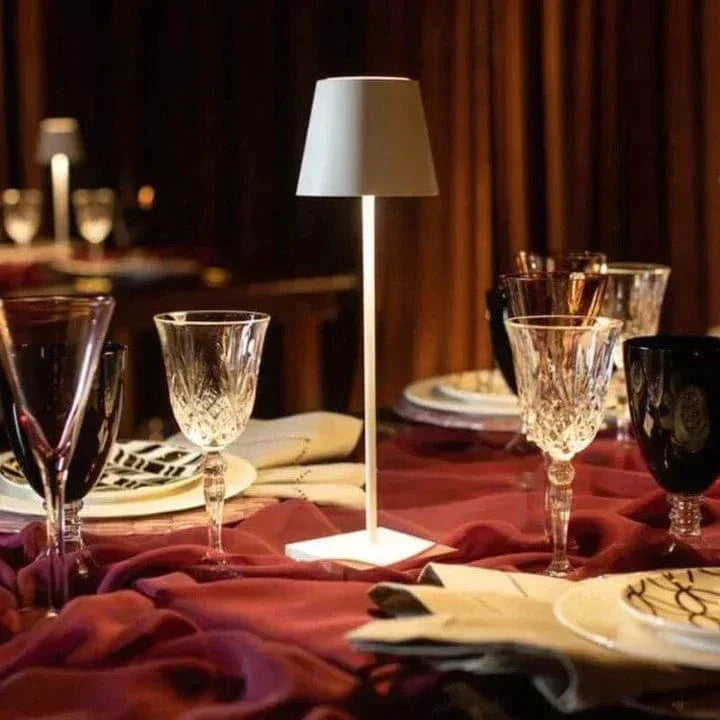 Lumiera – Elegant Wireless Table Lamp – LED – Rechargeable