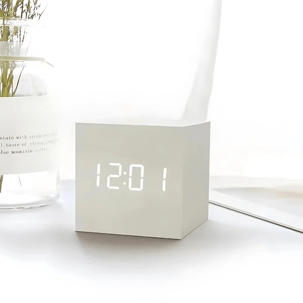 Virelle Maison - Réveil LED en bois minimaliste avec affichage numérique | Virelle Maison