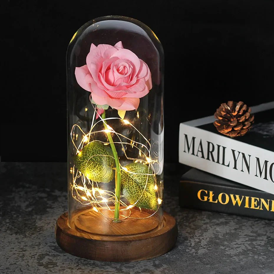 Virelle Maison - Rose préservée sous cloche en verre avec éclairage LED | Virelle Maison