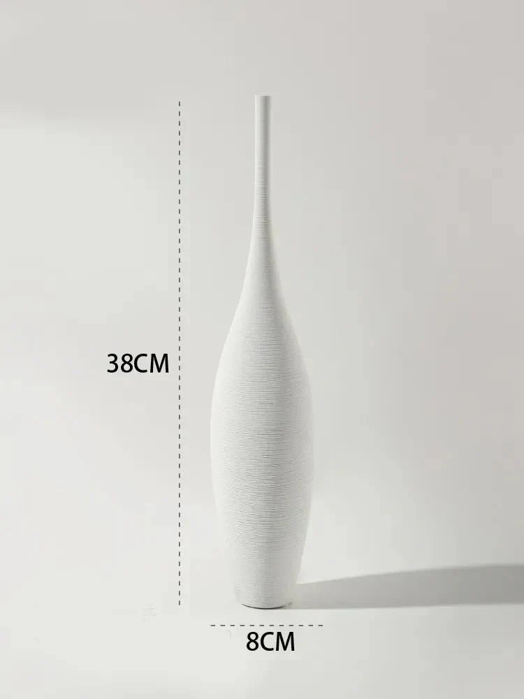 Minimalist matte ceramic vase – Scandinavian style