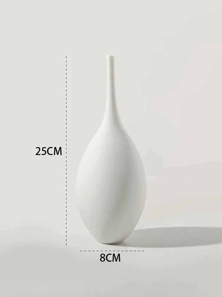 Minimalist matte ceramic vase – Scandinavian style