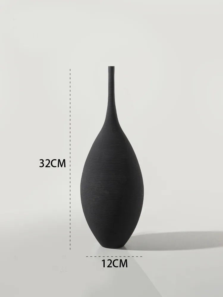 Minimalist matte ceramic vase – Scandinavian style